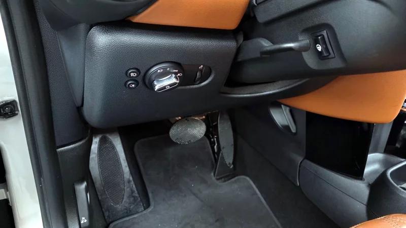 MINI Cooper Convertible