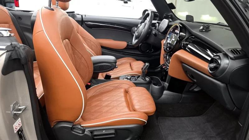 MINI Cooper Convertible