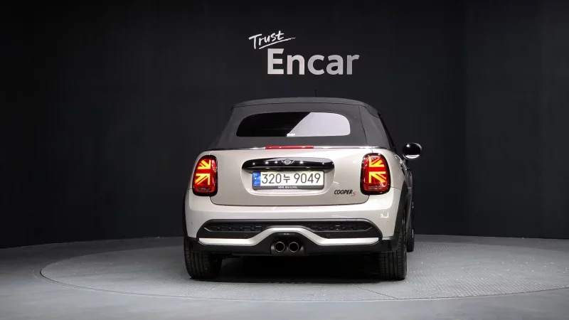 MINI Cooper Convertible