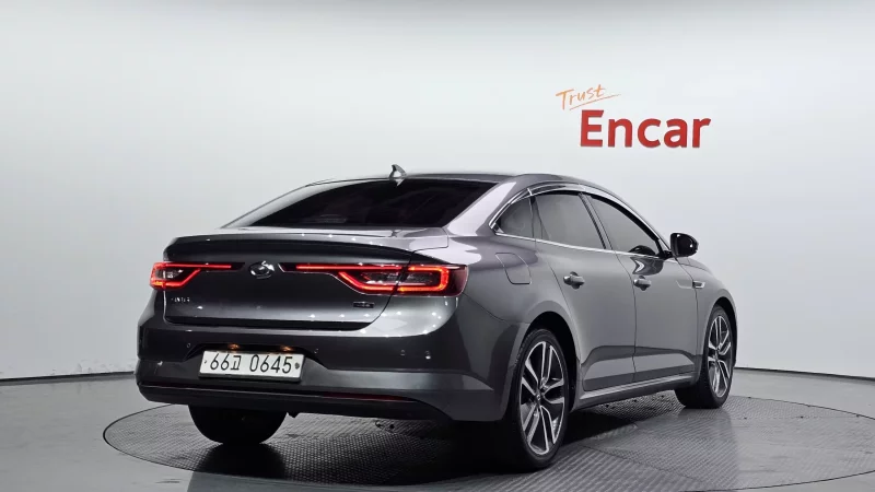 Renault Samsung SM6