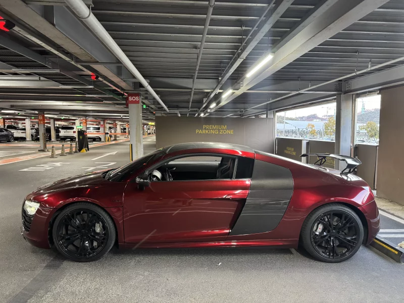 Audi R8