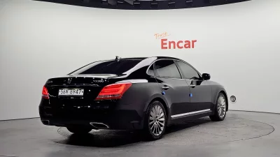 Hyundai Equus