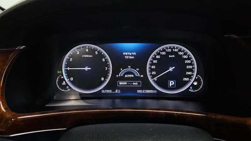 Hyundai Equus