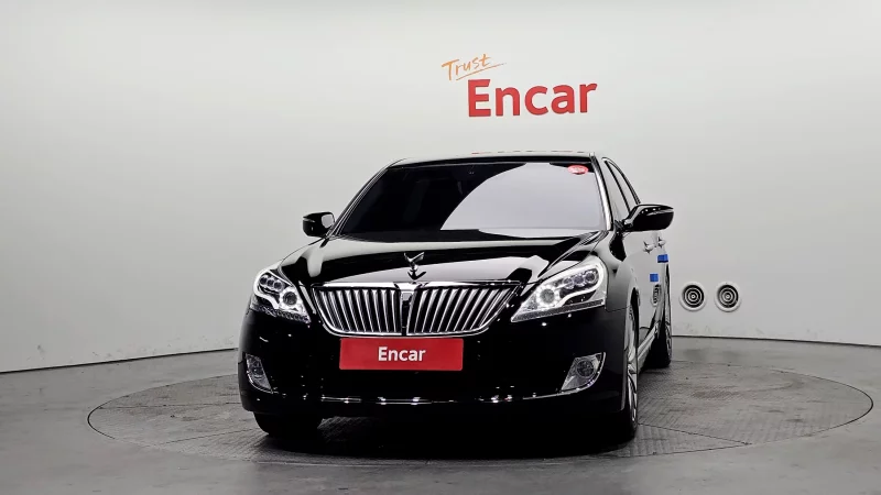 Hyundai Equus