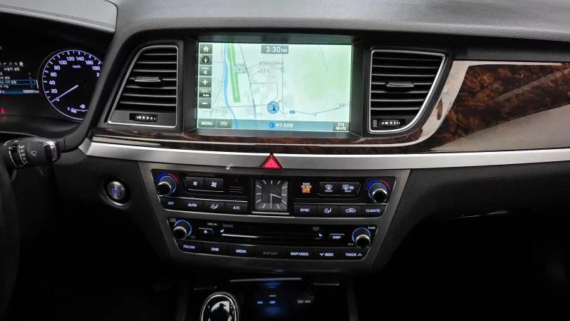Hyundai Genesis