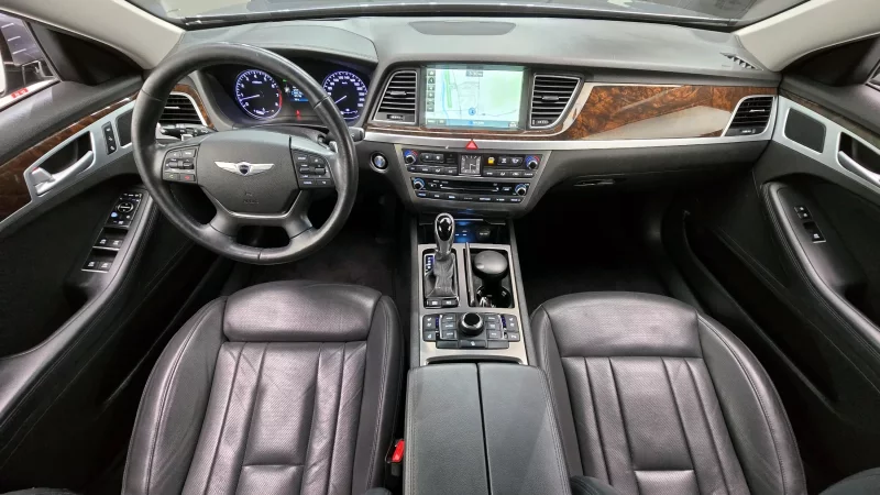 Hyundai Genesis