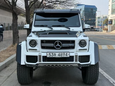 Mercedes-Benz G-Class