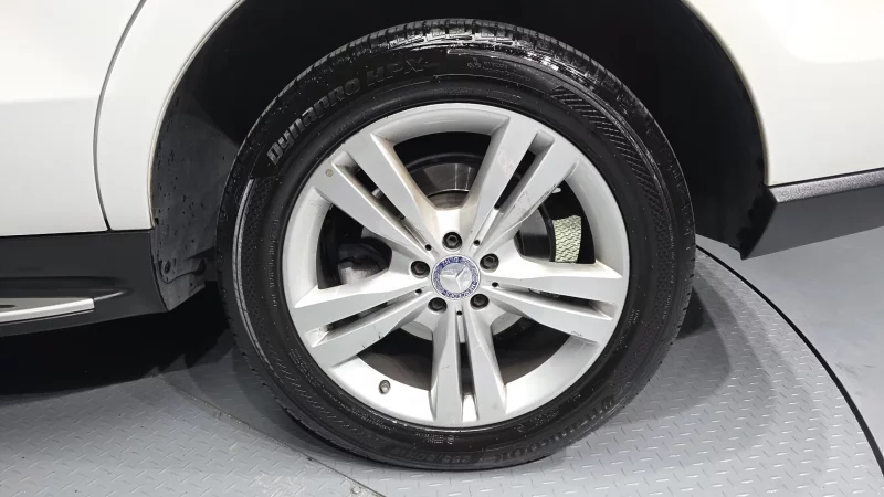 Mercedes-Benz M-class