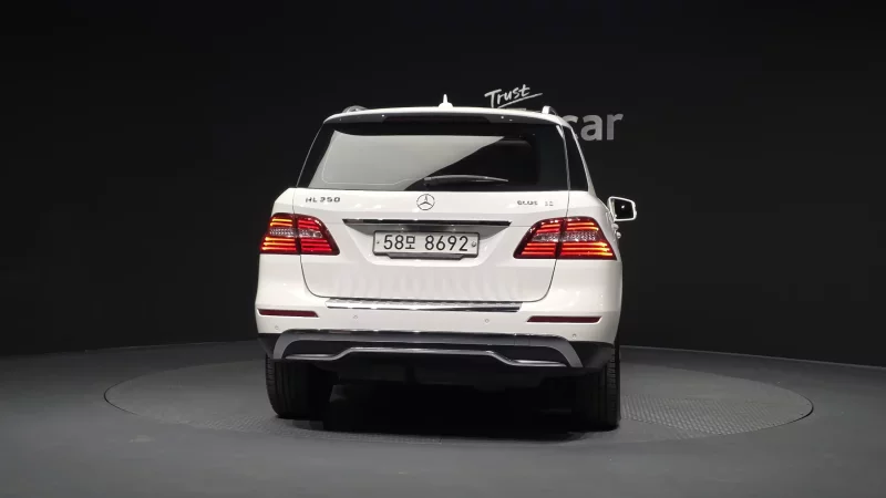 Mercedes-Benz M-class