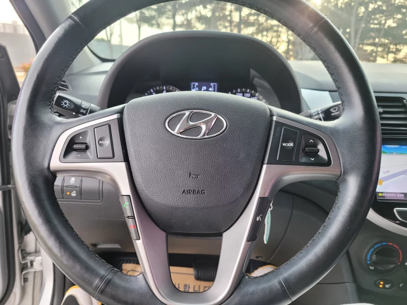 Hyundai Accent
