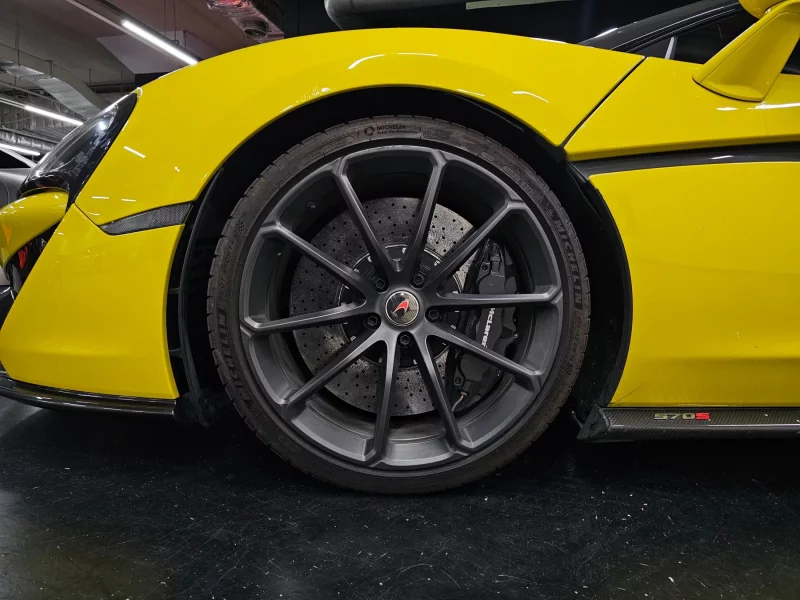 Mclaren 570S
