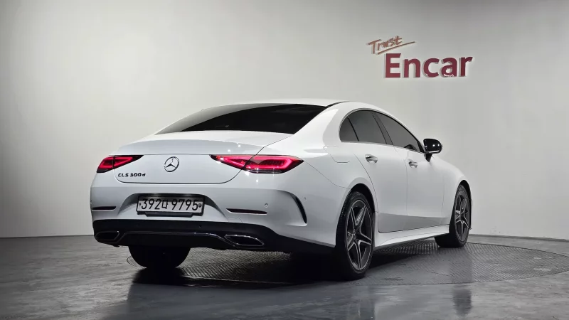 Mercedes-Benz CLS-Class