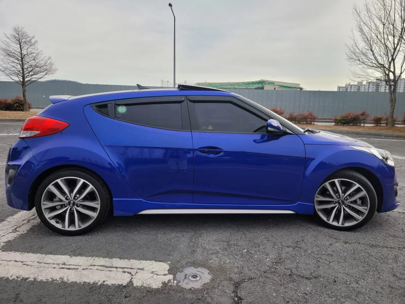Hyundai Veloster
