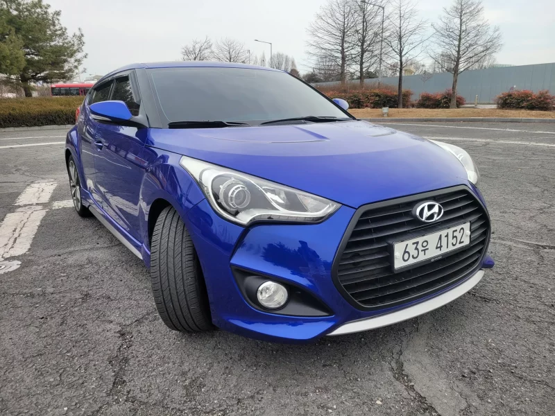 Hyundai Veloster