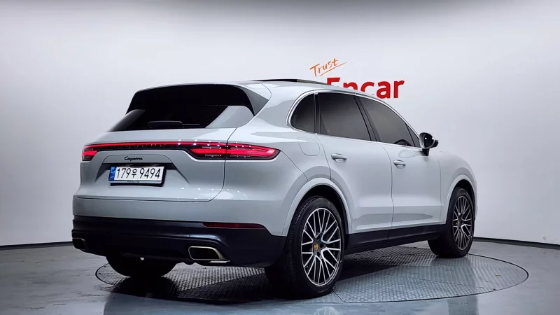Porsche CAYENNE