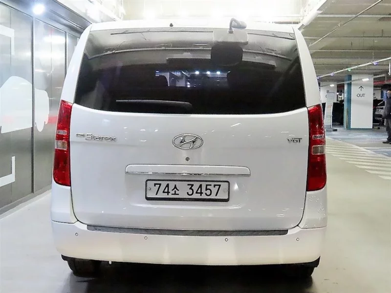 Hyundai Grand Starex