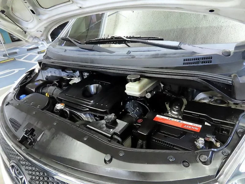 Hyundai Grand Starex