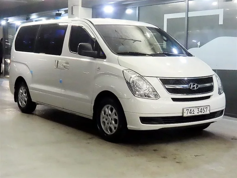 Hyundai Grand Starex