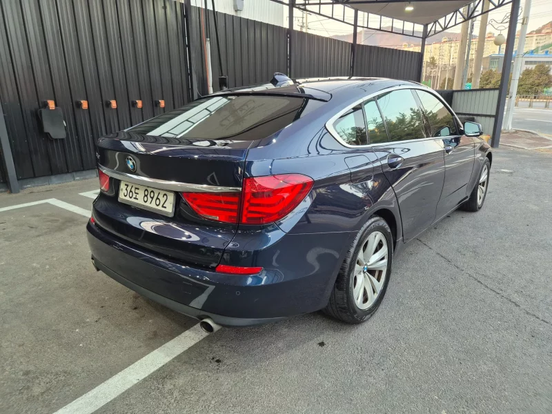 BMW 5-Series Gran Turismo