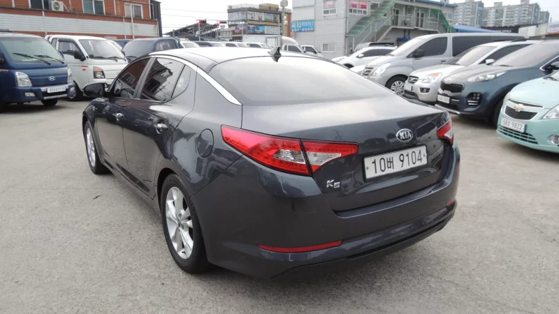 Kia K5