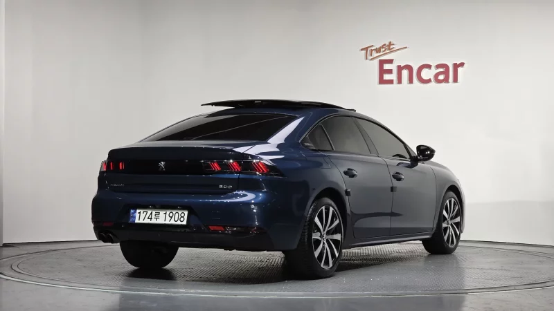 Peugeot 508
