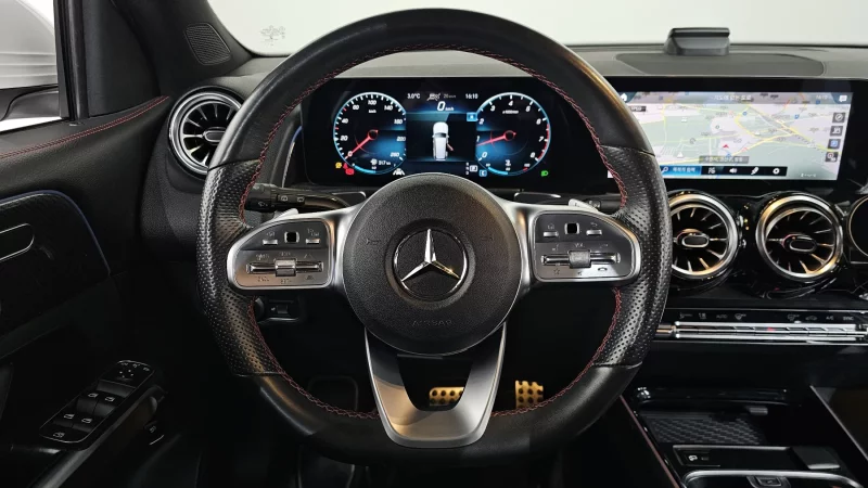 Mercedes-Benz GLB-Class