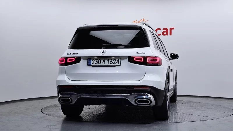 Mercedes-Benz GLB-Class