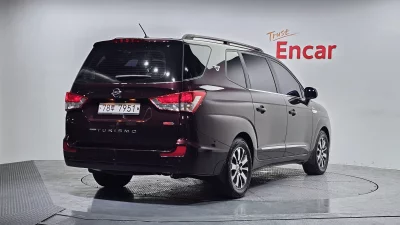 SsangYong Korando Turismo