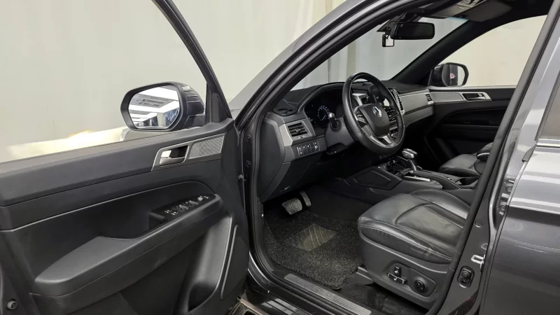 SsangYong Rexton Sports Khan