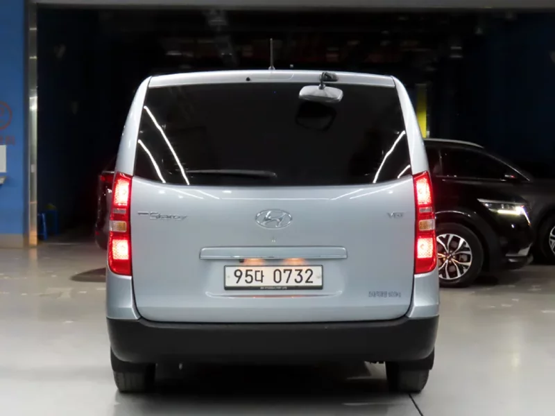 Hyundai Grand Starex