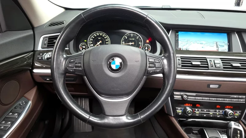 BMW 5-Series Gran Turismo