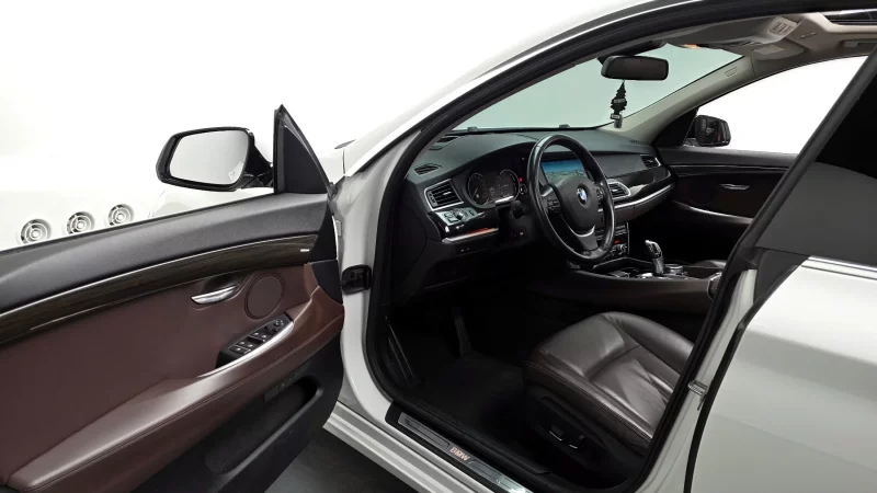 BMW 5-Series Gran Turismo