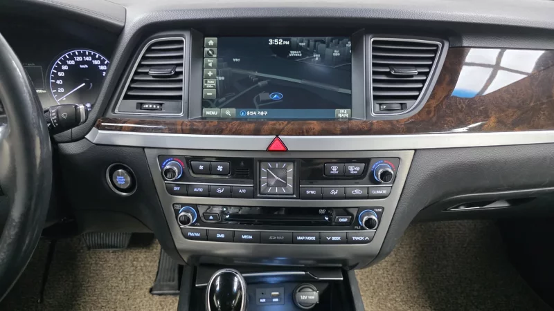Hyundai Genesis