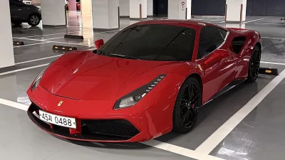 Ferrari 488