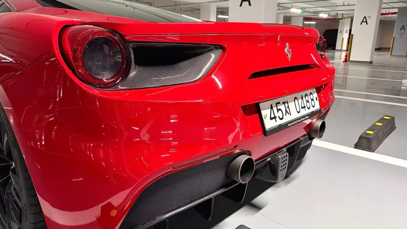 Ferrari 488