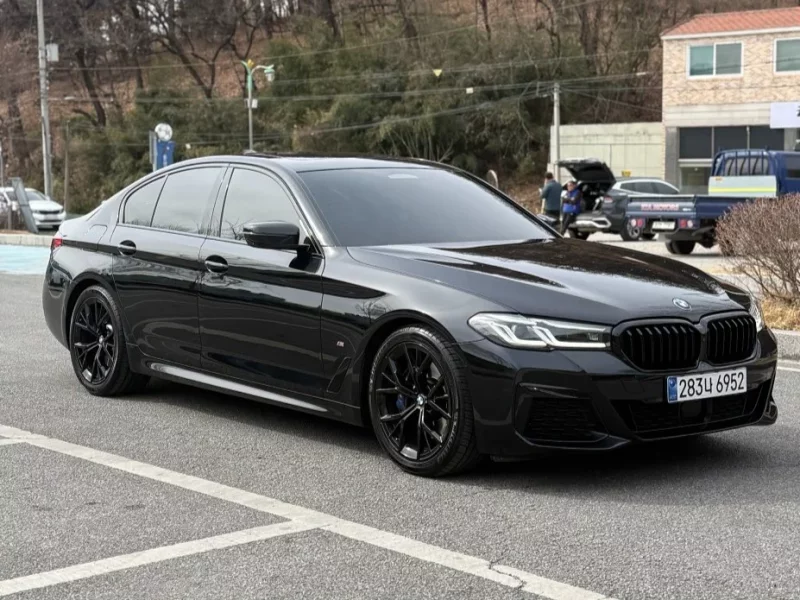 BMW 5-Series