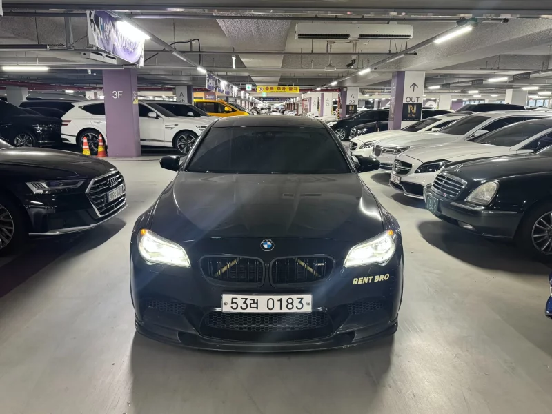 BMW M5