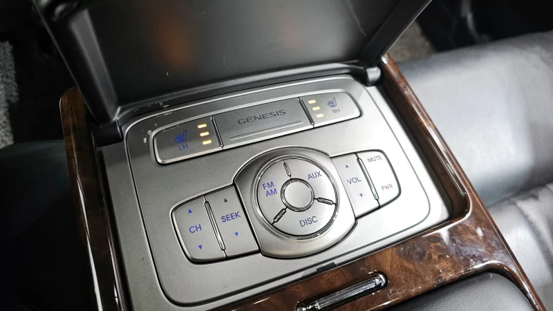 Hyundai Genesis