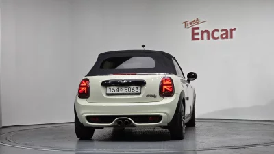 MINI Cooper Convertible