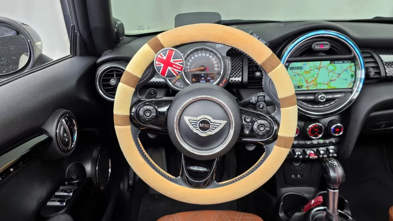 MINI Cooper Convertible