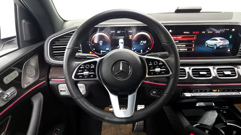 Mercedes-Benz GLE-Class