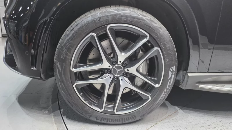 Mercedes-Benz GLE-Class