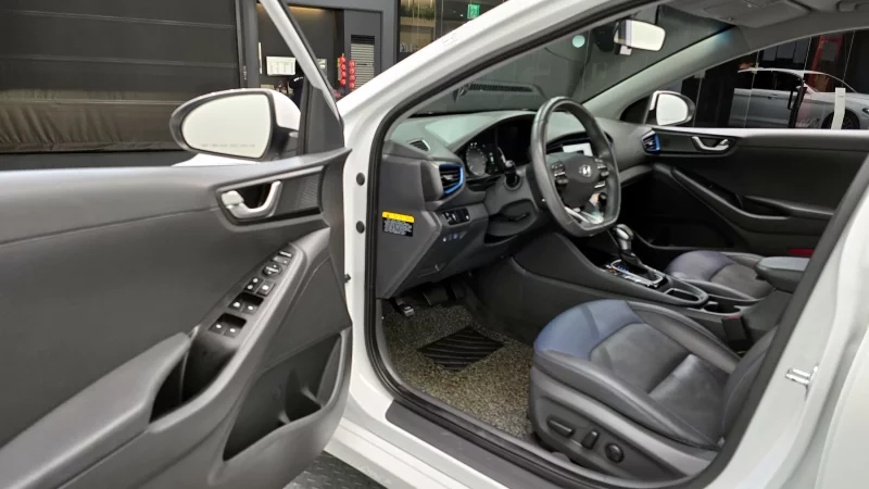 Hyundai Ioniq