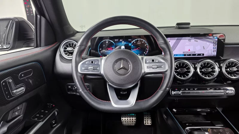 Mercedes-Benz GLB-Class