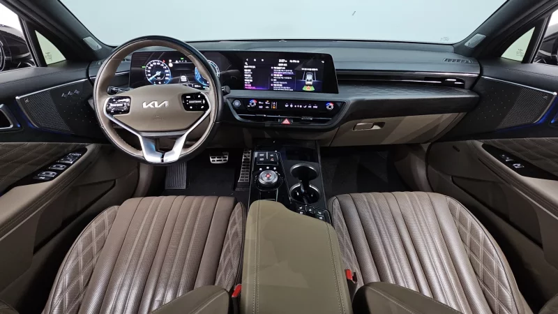 Kia K8
