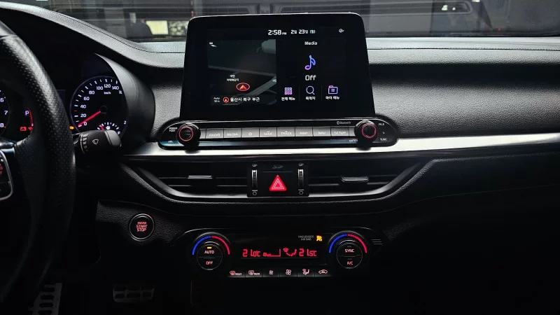 Kia K3