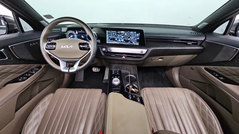 Kia K8