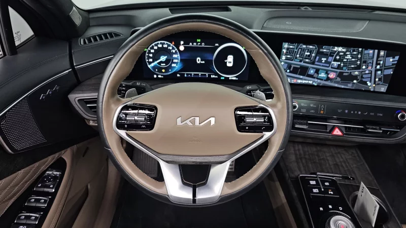 Kia K8