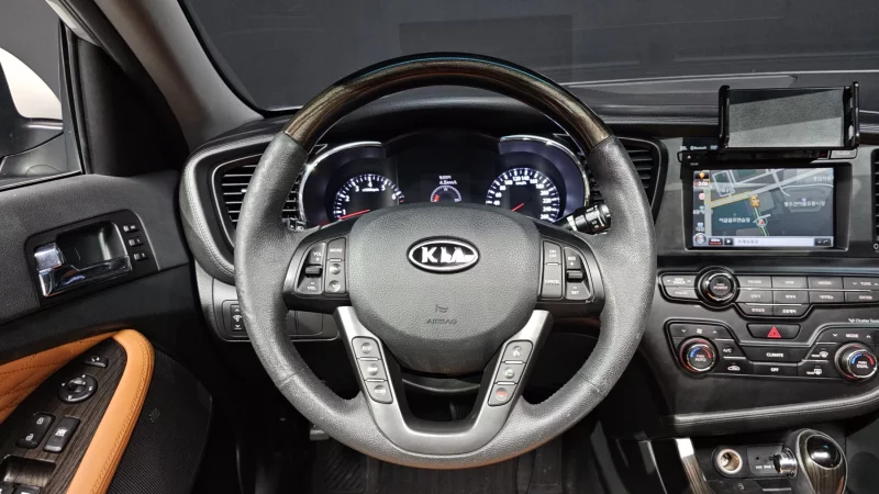 Kia K5