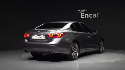 Infiniti Q50